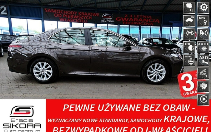 Toyota Camry cena 139900 przebieg: 15000, rok produkcji 2023 z Poręba